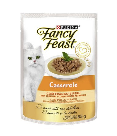 Fancy Feast® gatos pollo y pavo